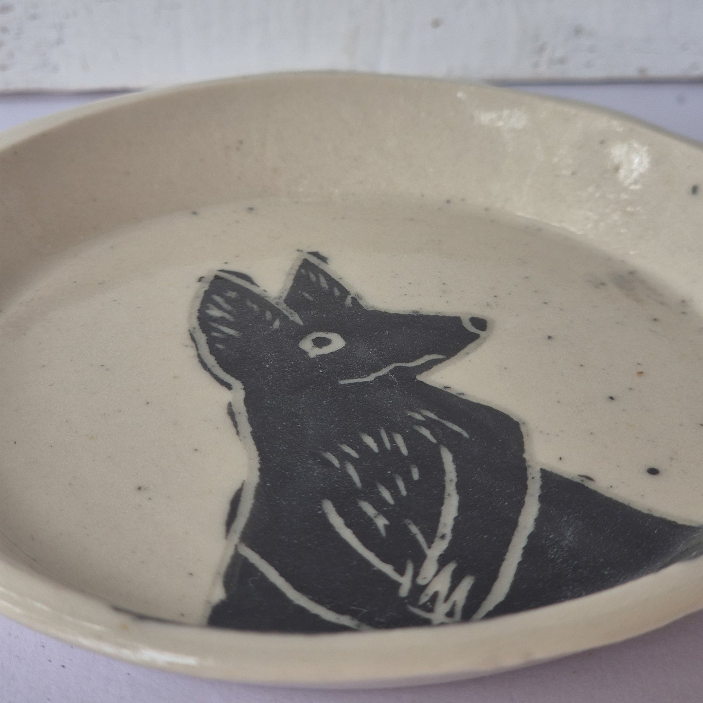 Wallaby Dish (C)